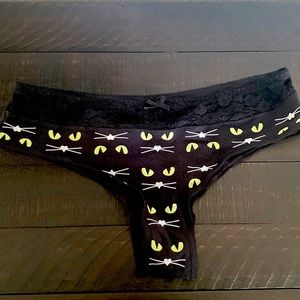 NWOT Torrid Kitty Face Underwear